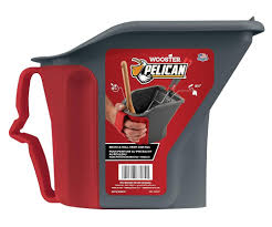 PELICAN® Hand-Held Paint Bucket with Brush Magnet- 1qt